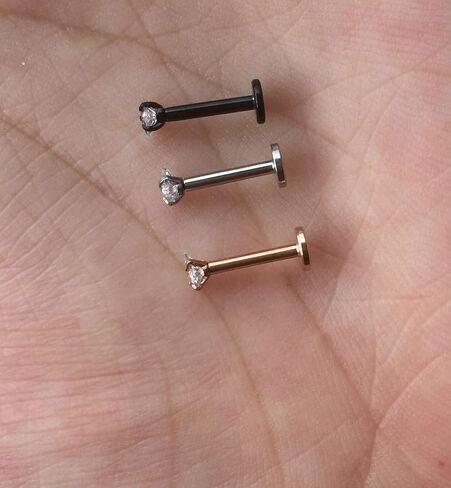 16g Triangle CZ Labret Cartilage Tragus Monroe Lip Nose Helix Studs Earrings Stainless Steel Cubic Zirconia Gem Piercings Jewelry 3mm in Saudi Arabia
