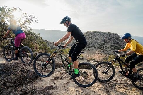 Swiftwick - VISION SIX Running & Cycling Socks, Durable Crew, Mens and Womens in Saudi Arabia