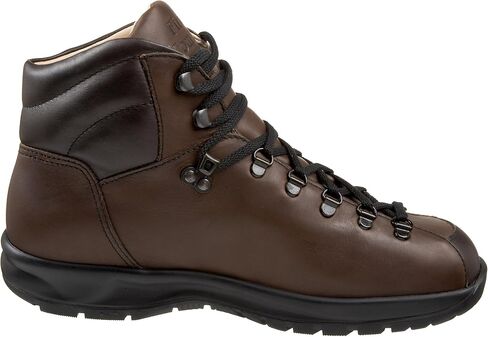 Finn Comfort Men's Garmisch Hiking Boot in Saudi Arabia