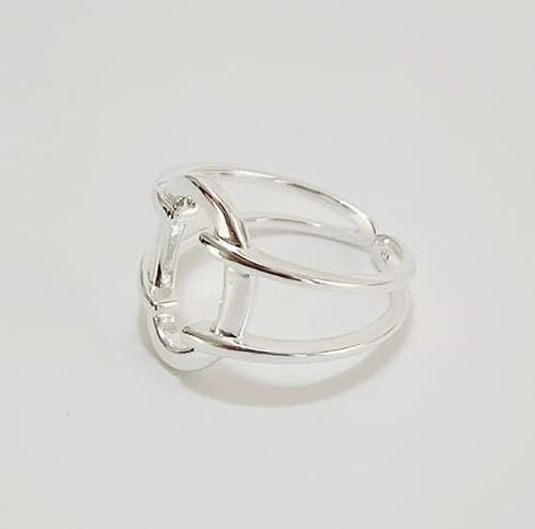 Helen de Lete Geometric O Line Interlocked Chain S925 Sterling Silver Adjustable Ring in Saudi Arabia