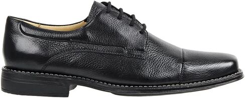 ساندرو موسكولوني غاري الدانتيل يصل ديربي in Kuwait