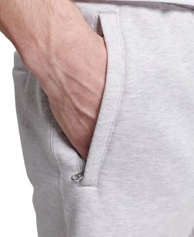 شورت رياضي رجالي من Superdry مزين برمز Code، مقاس مريح، خصر برباط in Kuwait