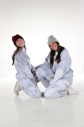 Magic River Handcrafted Tie Dye Hoodie Sweatshirt and Sweatpant Matching Sweatsuit Set in Saudi Arabia