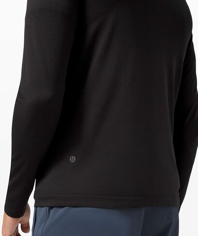 Lululemon Mens Metal Vent Tech 1/2 Zip Long Sleeve Shirt in Kuwait