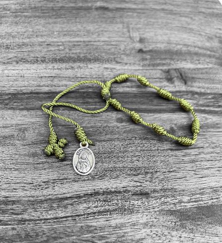 المسيحية الكاثوليكية نعمة سلسلة سوار الصلاة الوردية حماية ميداليات مجوهرات للرجال والنساء / Pulsera Rosario Medalla Adultos Hombres y Mujeres in Kuwait