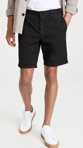 Theory Men's Zaine Shorts in Kuwait