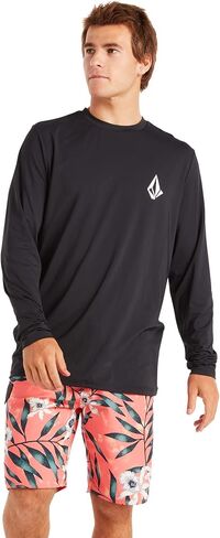 Volcom Men's Standard Taunt UPF 50+ Long Sleeve Loose Fit Rashguard in Saudi Arabia