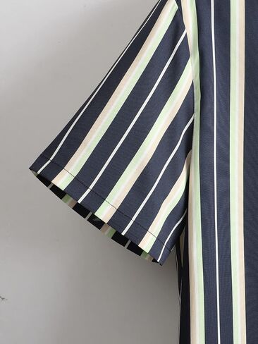 طقم ملابس صيفية للرجال مكون من قطعتين من OYOANGLE بأكمام قصيرة وقميص وسروال قصير in Kuwait