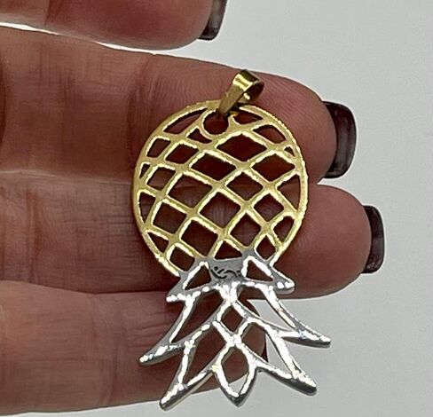 Upside Down Pineapple, Swinger Necklace, Swinger Jewelry, Swinger Symbol, Pendant Necklace, Upside-down pineapple jewelry in Saudi Arabia