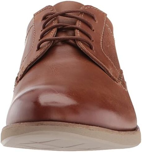 CLARKS Men's Raharto Plain Oxford in Kuwait