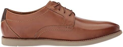 CLARKS Men's Raharto Plain Oxford in Kuwait