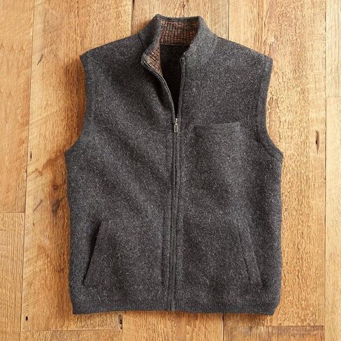 NOVICA Andean Holiday Mens Boiled Alpaca Wool Blend Vest in Saudi Arabia