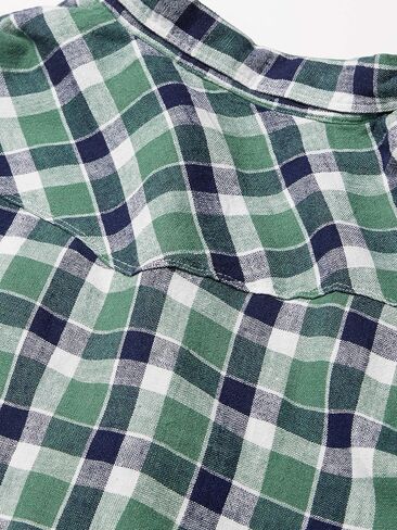 قميص رجالي بأكمام قصيرة من Lucky Brand وأزرار لأعلى وجيبين غربي سانتا في in Saudi Arabia