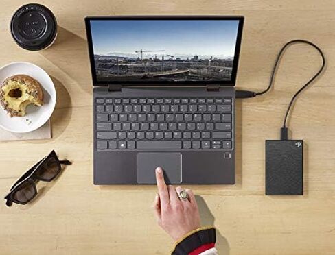 Seagate 4 TB Backup Plus USB 3.0 Portable 2.5 Inch External Hard Drive for PC and Mac in Saudi Arabia