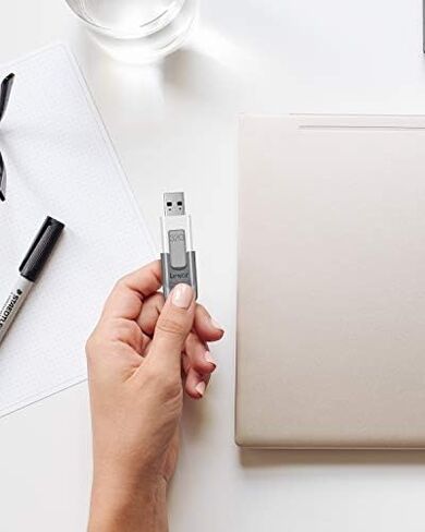 Lexar JumpDrive V100 in Kuwait