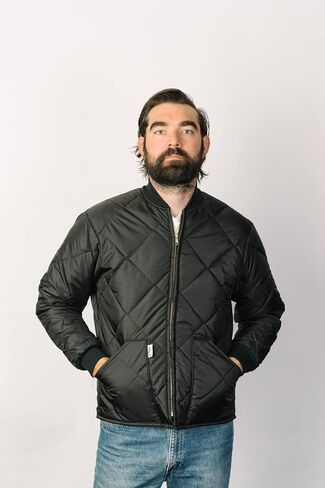 Classic Quilted Insulated Jacket in Saudi Arabia