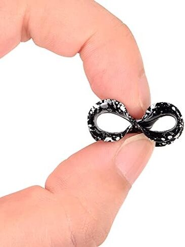 24 قطعة من Qmcandy ملمع سيليكون ملون متناثر مع بقع الأذن ومقاييس أنفاق اللحم ومقابس مزدوجة متوهجة ومجوهرات ثقب الأذن in Kuwait