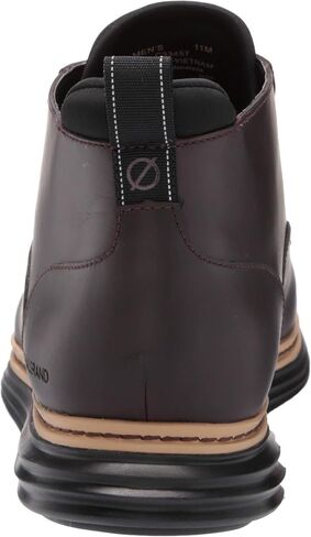 حذاء شوكا للرجال Cole Haan OG CHUKKA WP in Kuwait