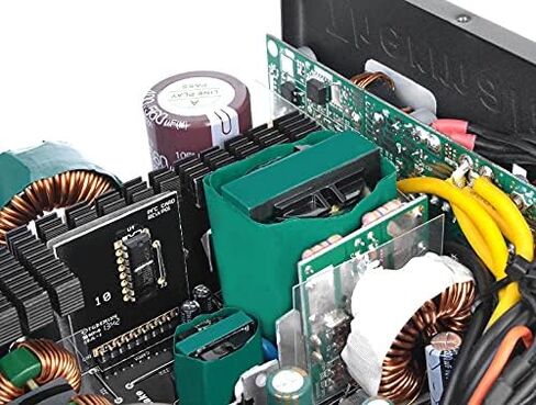 Thermaltake Toughpower GF A3 1200W، موصلات True 600W 12VHPWR على سلسلة PSU وNVIDIA RTX 40، ATX 3.0/PCI-E 5.0، 80+ ذهبي، مزود طاقة جاهز SLI/Crossfire، PS-TPD-1200FNFAGU-L، ضمان لمدة 10 سنوات in Kuwait