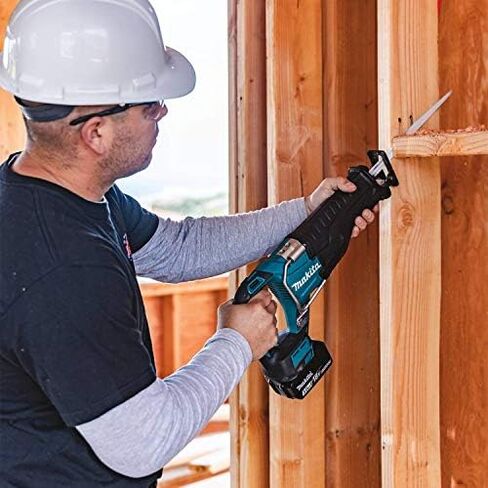 Makita XT507PT 18V LXT® Lithium-Ion Brushless Cordless 5-Pc. Combo Kit (5.0Ah) in Saudi Arabia