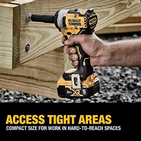 DEWALT DCF911P2 20V MAX* 1/2 in. Cordless Impact Wrench with Hog Ring Anvil Kit in Saudi Arabia