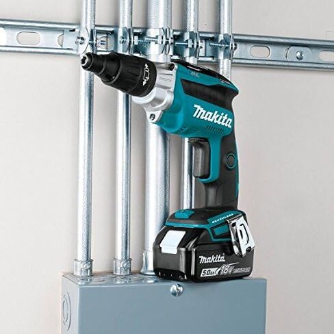Makita XSF05T 18V LXT Lithium-Ion Brushless Cordless 2, 500 Rpm Screwdriver Kit (5.0Ah) in Saudi Arabia
