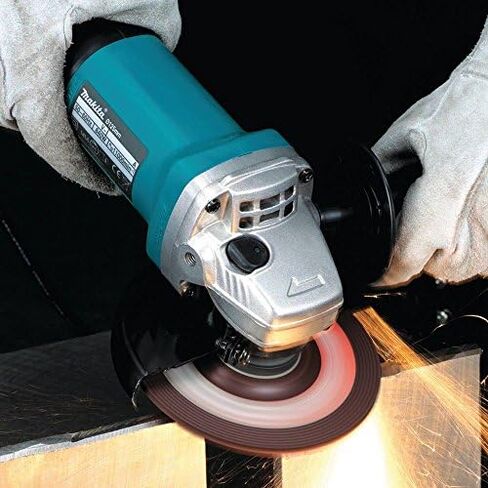 Makita 9557PBX1 4-1/2-Inch Angle Grinder with Aluminum Case in Saudi Arabia