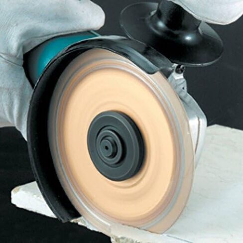 Makita 9557PBX1 4-1/2-Inch Angle Grinder with Aluminum Case in Saudi Arabia