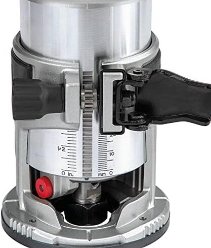 Makita 1-1/4 HP Compact Router in Saudi Arabia