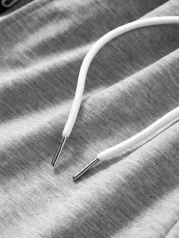 شورت WDIRARA للرجال بطبعة بيزلي وجيب مخطط برباط على الخصر in Kuwait