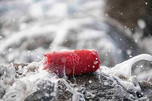 JBL CHARGE 5 - Portable Bluetooth Speaker with IP67 Waterproof and USB Charge out - Red in Saudi Arabia