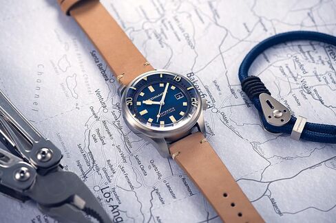 Spinnaker Bradner Men's Automatic 3 Hands Watch with Blue Dial and Brown Solid Bracelet - SP-5062-05 in Kuwait