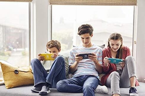Nintendo Switch Lite - Coral - Switch in Saudi Arabia