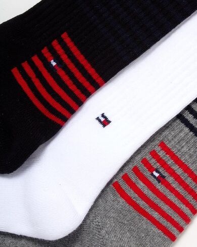 Tommy Hilfiger Men’s Athletic Socks – Cushion Crew Socks, Zipper Travel Bag (3 Pack) in Saudi Arabia