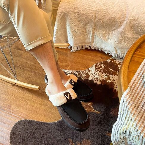 VONMAY Men's Memory Foam Fuzzy Slippers Slip On Scuff House Shoes Moccasin Faux Fur Plush Fleece Lining Indoor Outdoor Winter Warm in Kuwait