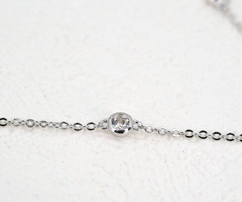 Sterling Silver Waterdrop Pear Shape Pendant Droplet Necklace in Saudi Arabia