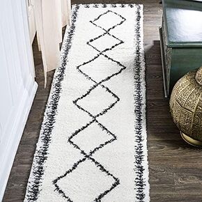 JONATHAN Y MOH404A-28 Calvia Moroccan Diamond Shag Indoor Area -rug Bohemian Geometric Modern Glam Easy -cleaning Bedroom Kitchen Living Room Non Shedding, 2 X 8, White/Black in Saudi Arabia