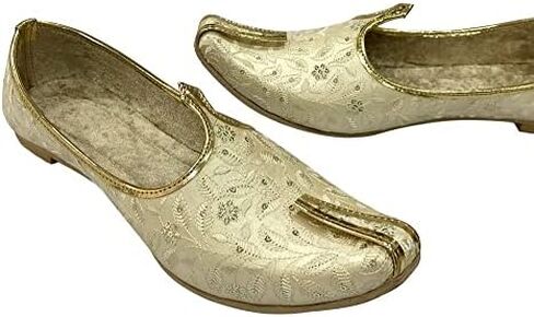 Men's Cream Wedding Shoes Sherwani Punjabi Jutti Traditional Ethnic Flats Mojari Khussa Juti in Kuwait