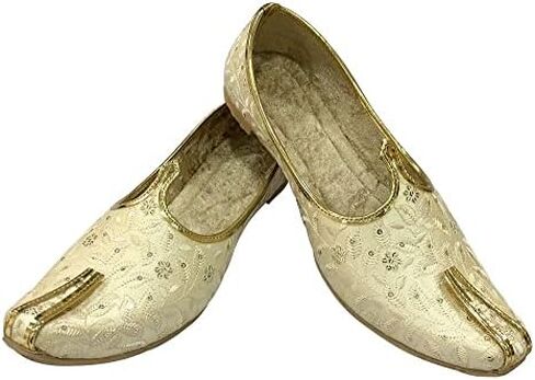 Men's Cream Wedding Shoes Sherwani Punjabi Jutti Traditional Ethnic Flats Mojari Khussa Juti in Kuwait