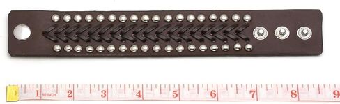 سوار جلدي بحزام عريض من Eigso Vintage Spike Studded Rock Punk Biker سوار معصم بإبزيم على شكل برشام قوطي in Kuwait