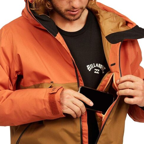 Billabong Expedition Jacket in Saudi Arabia