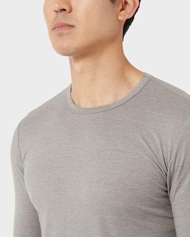32 DEGREES Men's Lightweight Baselayer Crew Top | Long Sleeve | Form Fitting | 4-Way Stretch | Thermal in Saudi Arabia