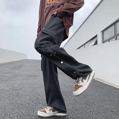 Men Straight Leg Jeans Relaxed Fit Work Pants Jeans with Cargo Pockets in Kuwait