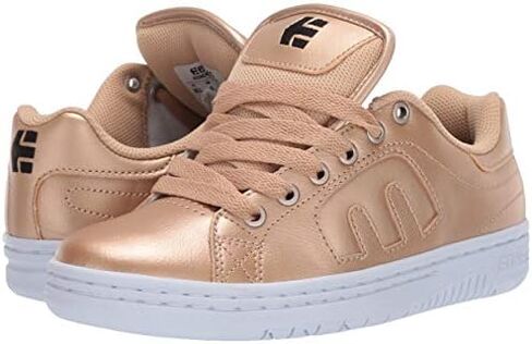 Etnies Women's Callicut Sneaker in Kuwait