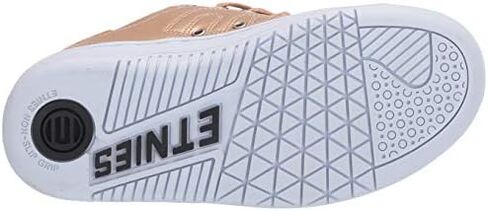 Etnies Women's Callicut Sneaker in Kuwait