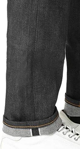 رجل الدنيم العاري والشهير رجل غريب في اليد اليسرى حك Selvedge in Kuwait