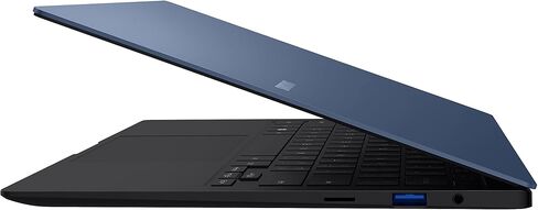 كمبيوتر محمول Samsung Galaxy Book Pro Intel Evo Platform شاشة AMOLED مقاس 15.6 بوصة، معالج Intel Core i7 من الجيل الحادي عشر، ذاكرة 16 جيجابايت، 512 جيجابايت SSD، بطارية طويلة الأمد، أزرق غامض in Saudi Arabia