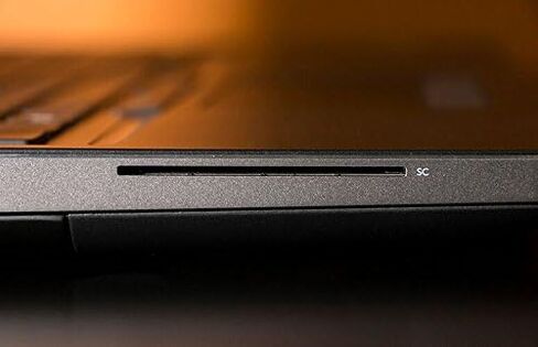 Dell Precision 7510 FHD 15.6 بوصة كمبيوتر محمول للأعمال (Intel Quad Xeon E3-1535M، ذاكرة وصول عشوائي 32 جيجابايت، 512 جيجابايت SSD، HDMI، كاميرا ويب، أمان الإصبع) Nvidia Quadro M2000M 4GB GDDR5 (متجدد) in Kuwait