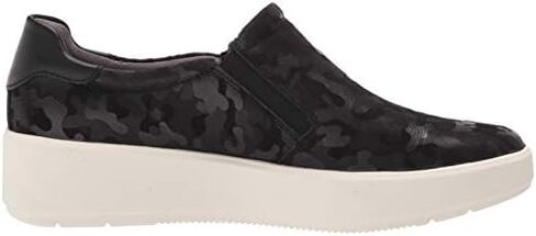 Clarks Women's Layton Step Sneaker in Saudi Arabia