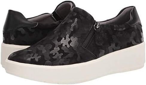 Clarks Women's Layton Step Sneaker in Saudi Arabia